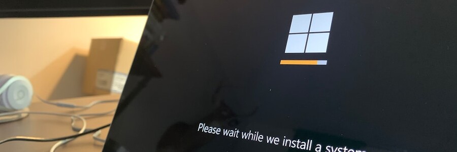 Preview image for article: IStGH ersetzt Microsoft durch Open Desk: Ein Präzedenzfal...